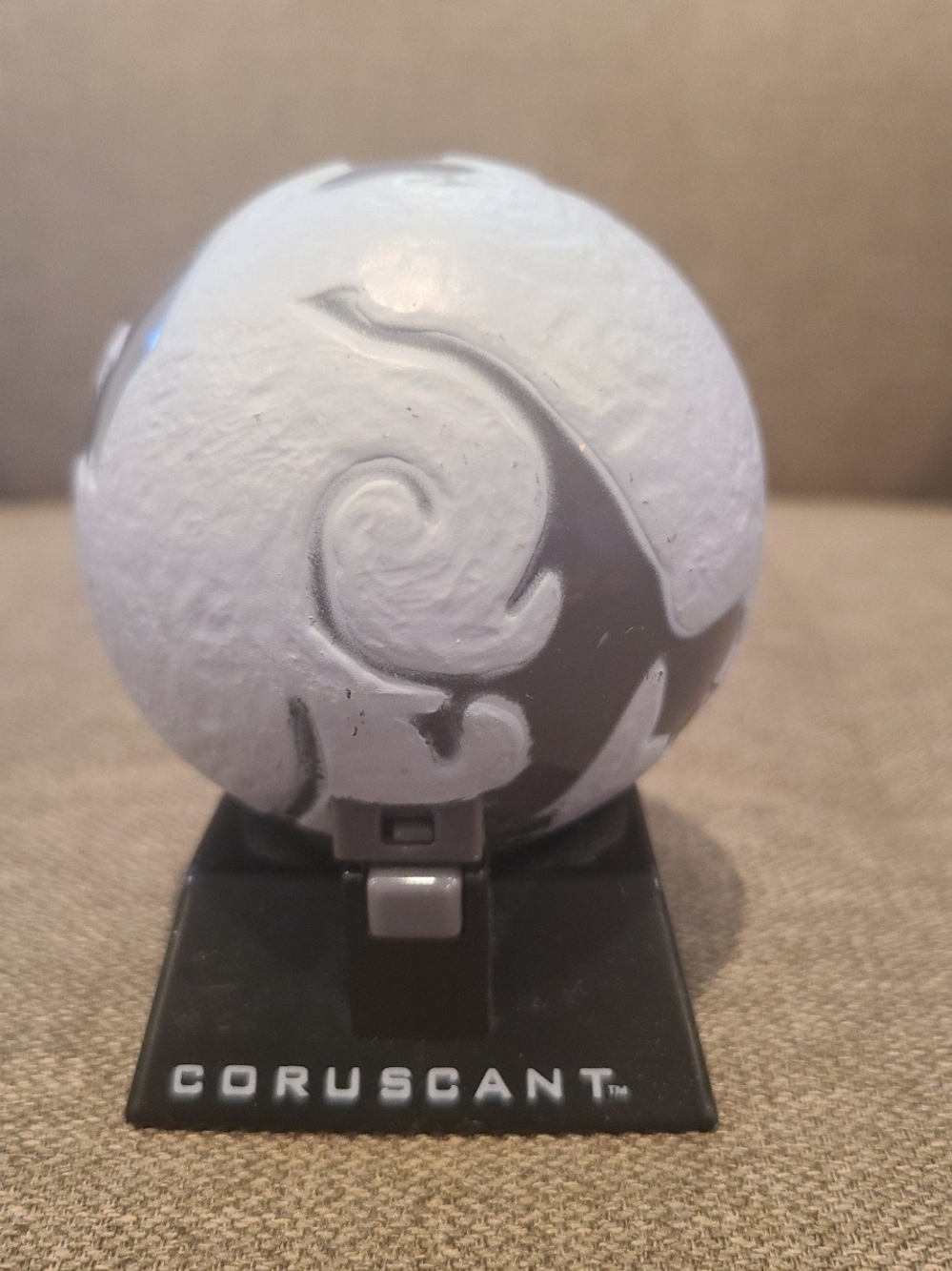 1999 Star Wars Episode I: The Phantom Menace Coruscant Action Globe